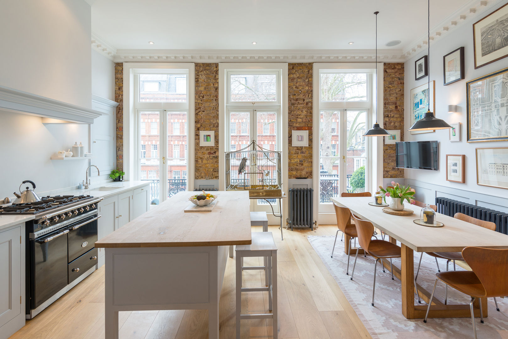 homify Classic style kitchen