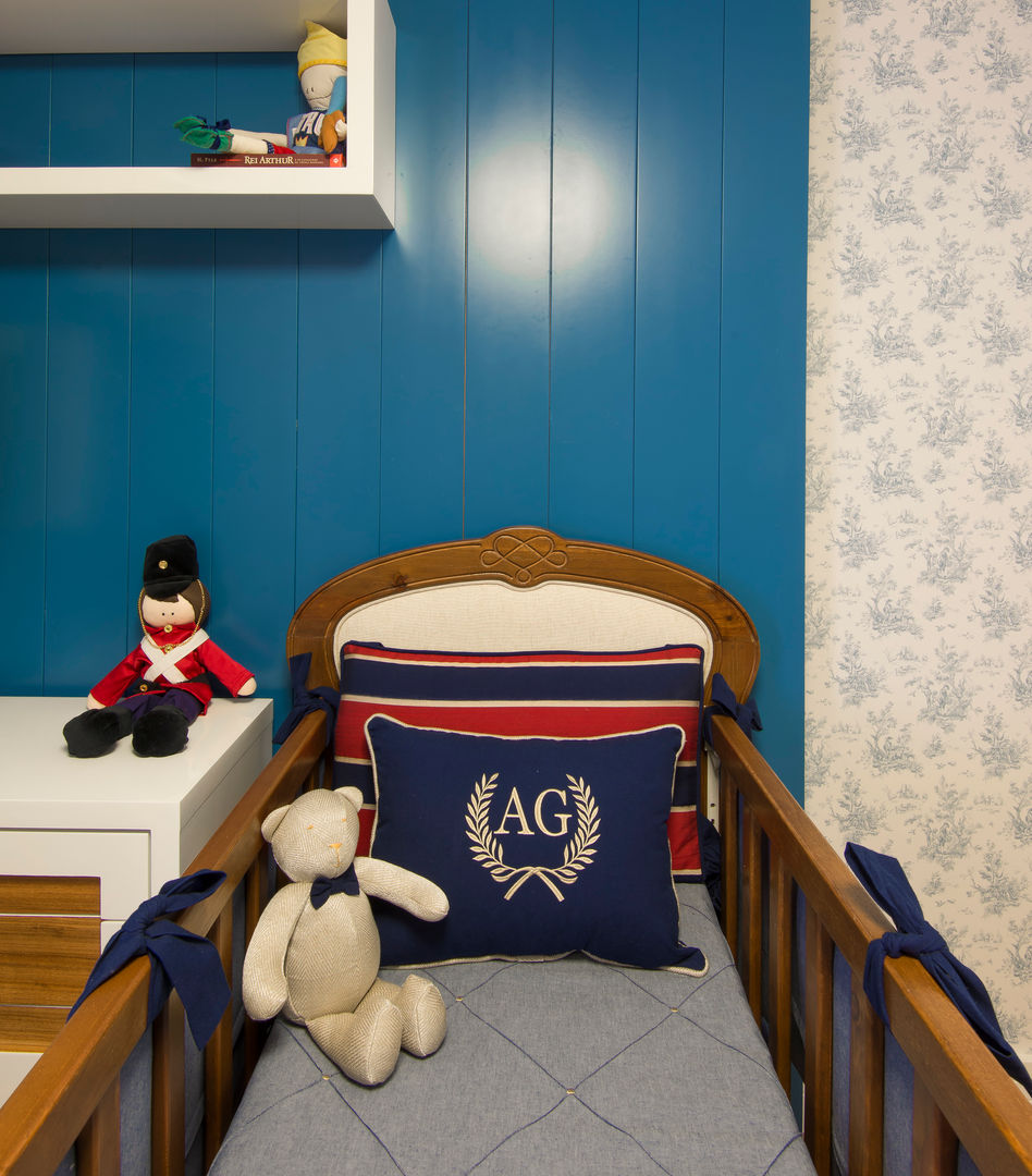 Quarto de Bebe Arthur Germano, MJArquitetura MJArquitetura Детская комнатa в классическом стиле