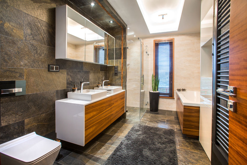 Luksusowe wnętrza z drewnem w roli głónej, Viva Design - projektowanie wnętrz Viva Design - projektowanie wnętrz Eclectic style bathroom