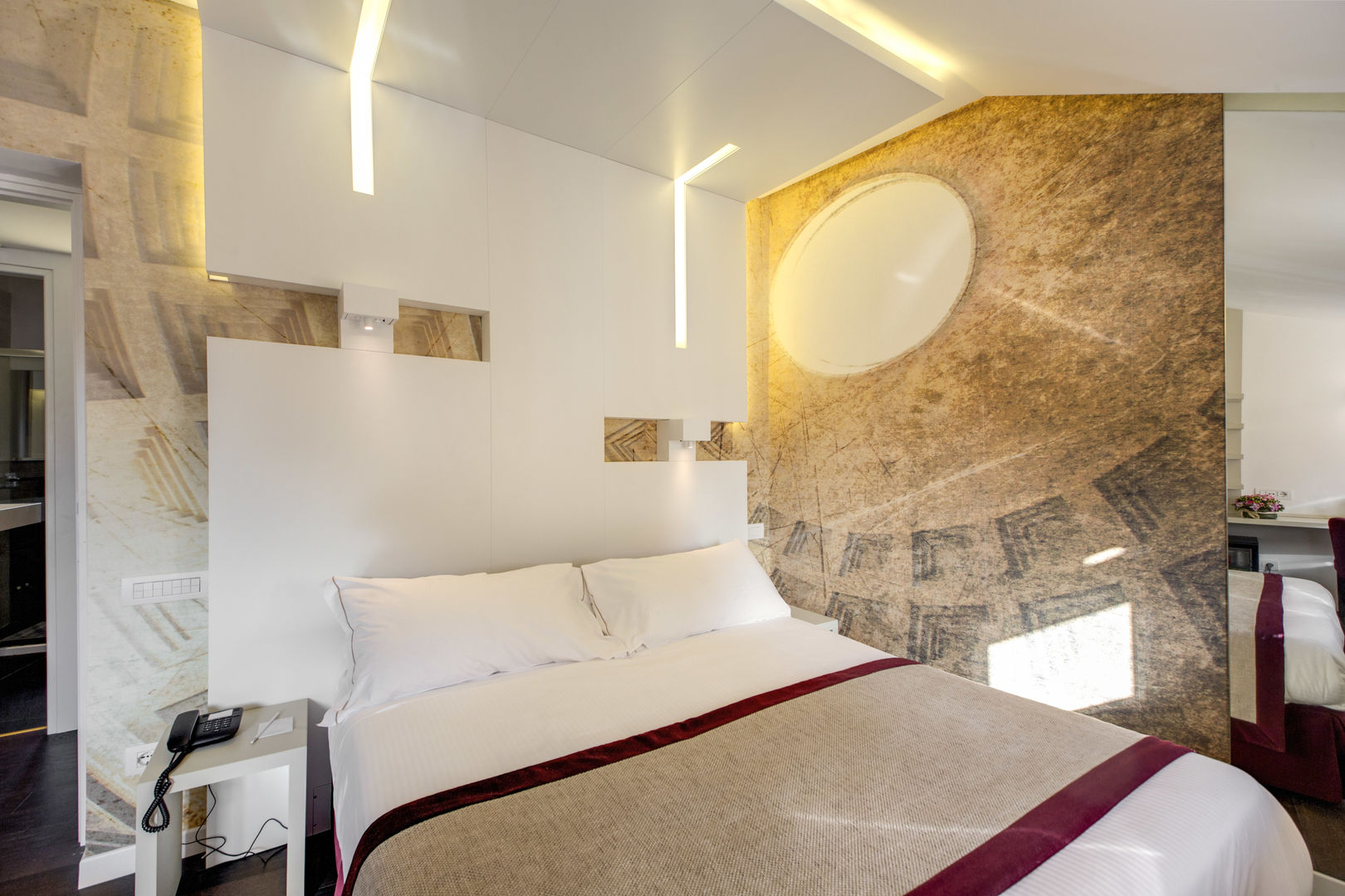 Interior design "Hotel Abruzzi" - Roma, Arch. Lamberto Grutter Arch. Lamberto Grutter 臥室