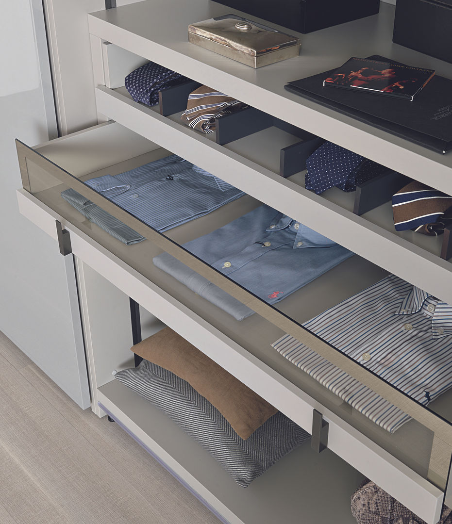 Linen Walk-in-wardrobes , Lamco Design LTD Lamco Design LTD Dressing room Wardrobes & drawers