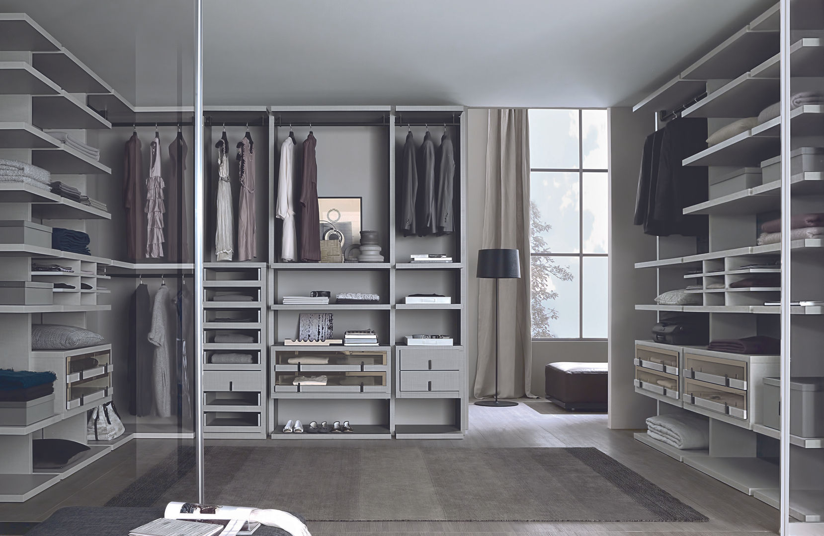 Linen finish walk-in-wardrobe Lamco Design LTD Ruang Ganti Modern Wardrobes & drawers