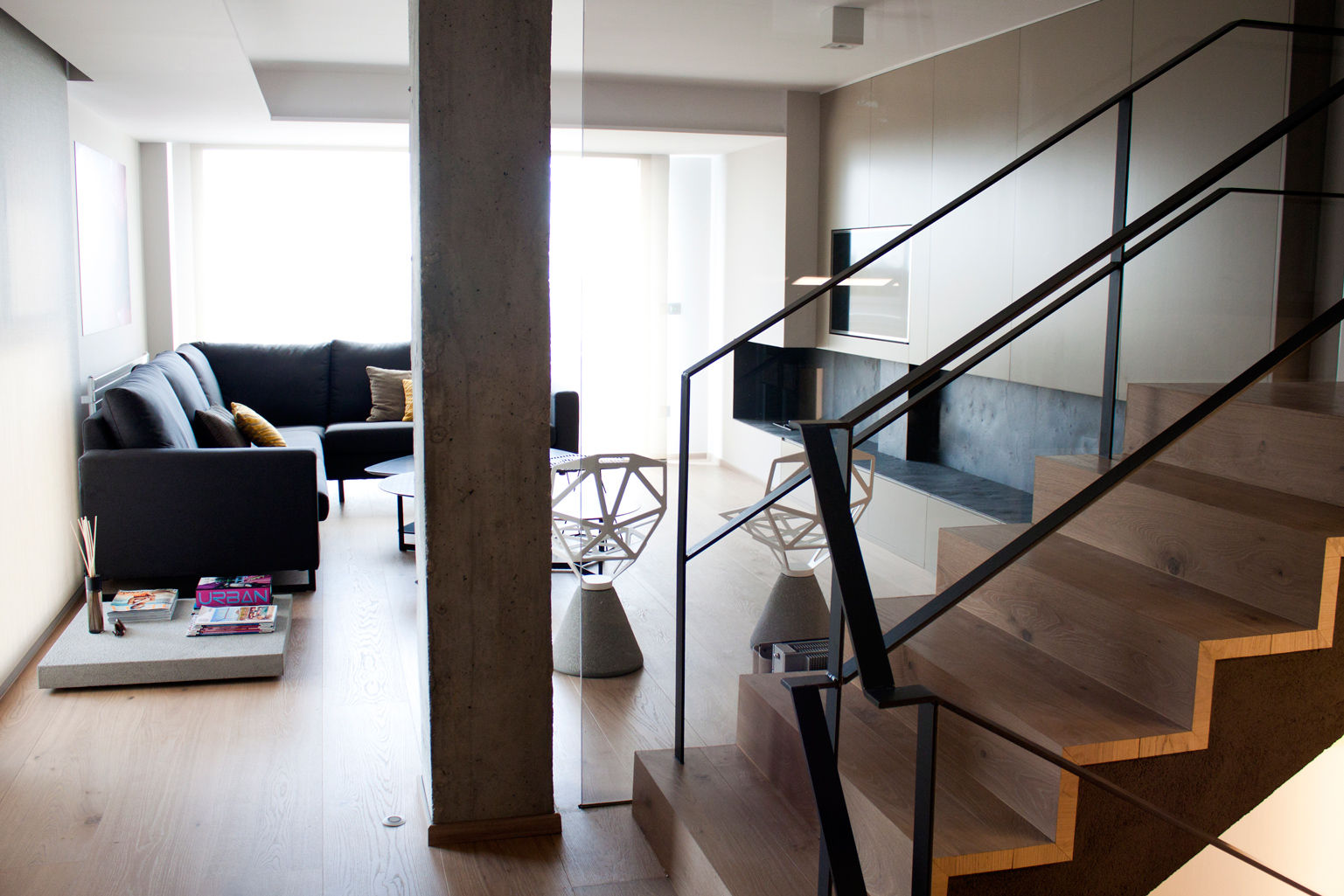 Vivienda Unifamiliar, estudio RILAIN estudio RILAIN Modern Corridor, Hallway and Staircase