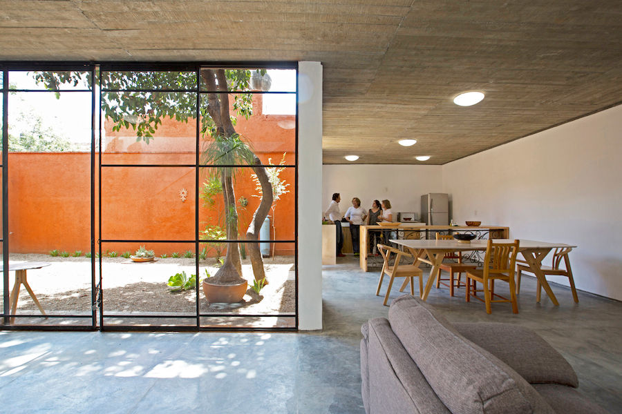 CASA XOCHIMILCO _ II, rOOtstudio rOOtstudio غرفة المعيشة