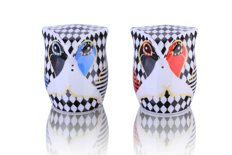 Solniczki i pieprzniczki z porcelany, Silly Design - prezentowa porcelana Silly Design - prezentowa porcelana Cozinhas escandinavas Talheres, louça e copos