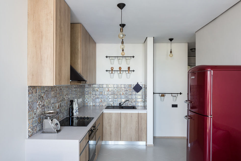 Проект однокомнатной квартиры 40 м² (раздельная комната), SAZONOVA group SAZONOVA group مطبخ