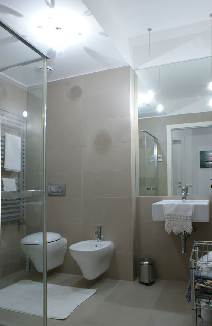 Appartamento nuovo a Milano, Gaia Brunello | in-photo Gaia Brunello | in-photo Salle de bain moderne Rangements
