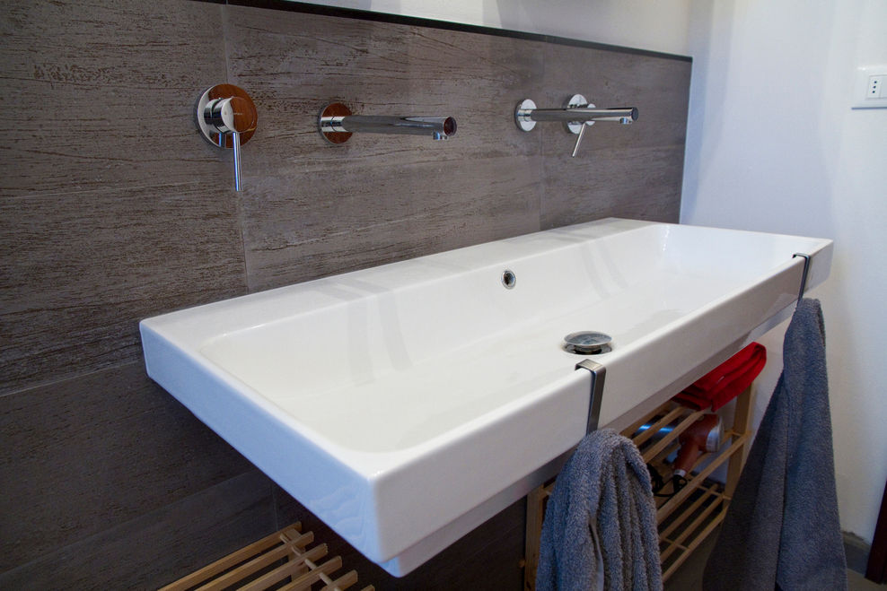 Casa B/S, Lorenzo Rossi | Architetto Lorenzo Rossi | Architetto Bathroom Sinks