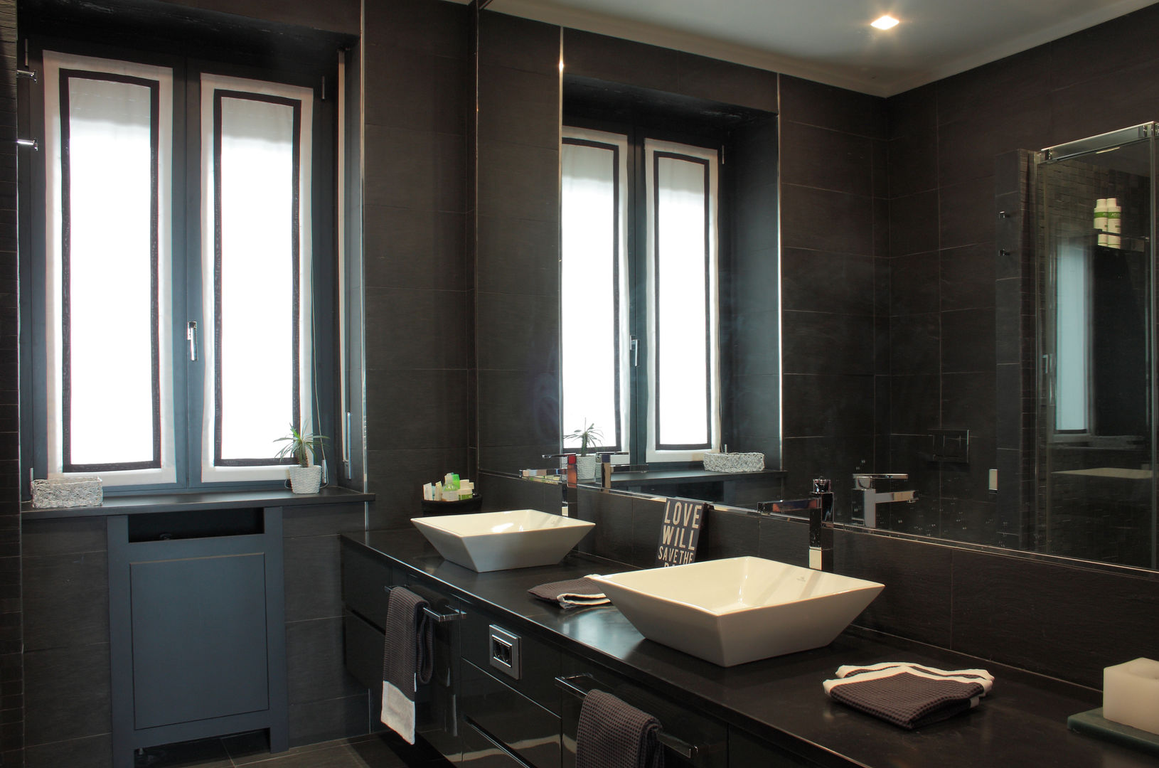 Appartamento a Milano , Gaia Brunello | in-photo Gaia Brunello | in-photo Modern bathroom