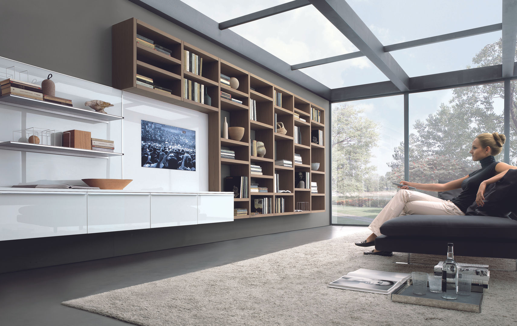 Wall hung TV unit and bookcase. Also with hidden storage for AV equipment. Lamco Design LTD Salas de estilo moderno Muebles para televisión y equipos