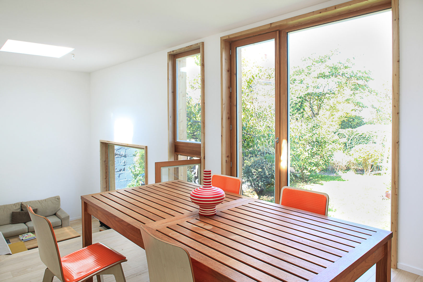 homify Scandinavian style dining room