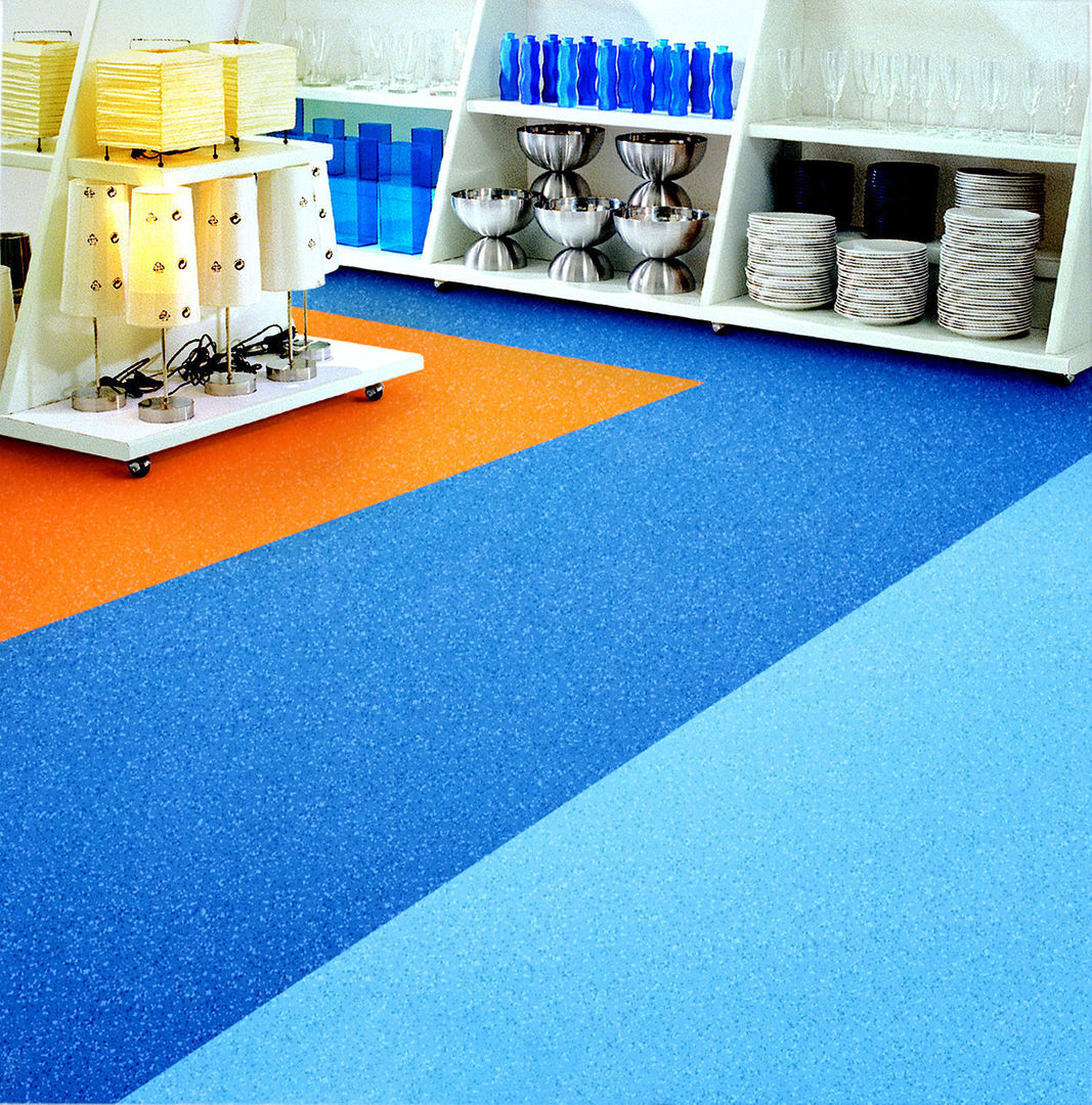 PAVIMENTOS COMERCIALES GERFLOR PAVIMENTOS GERFLOR Paredes y suelos de estilo industrial Revestimientos de paredes y suelos