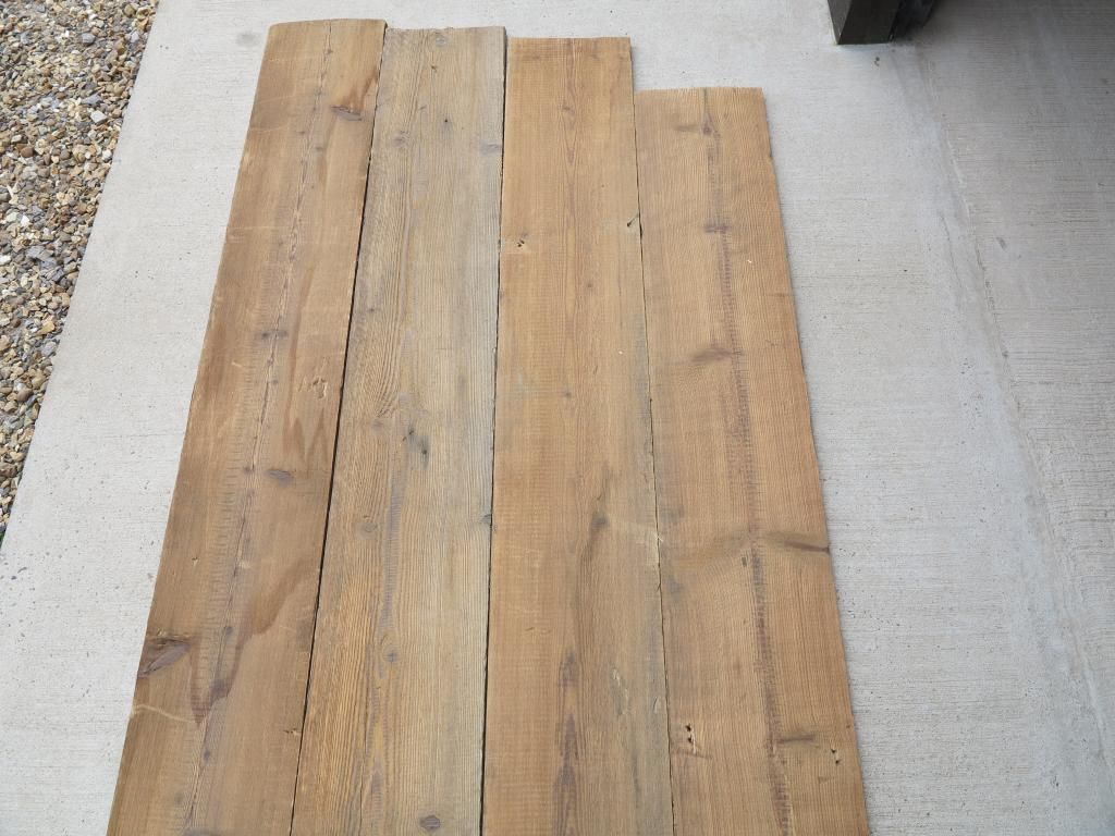 Reclaimed Antique Pine Floorboards UKAA | UK Architectural Antiques 浴室 更衣間