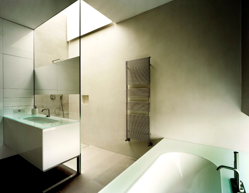 casa CMG, Massimo Zanelli architetto Massimo Zanelli architetto Modern bathroom