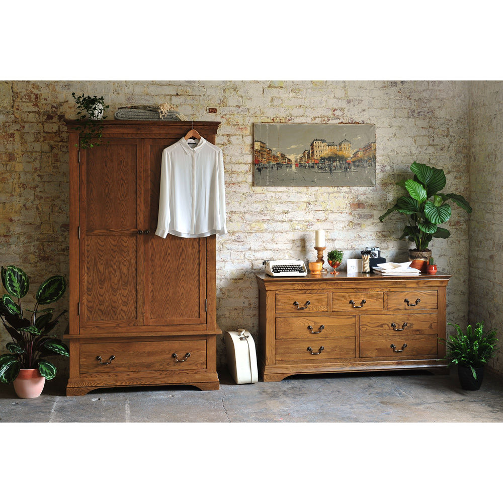 Toulouse Dark Oak Bedroom Furniture The Cotswold Company Country style bedroom Wardrobes & closets