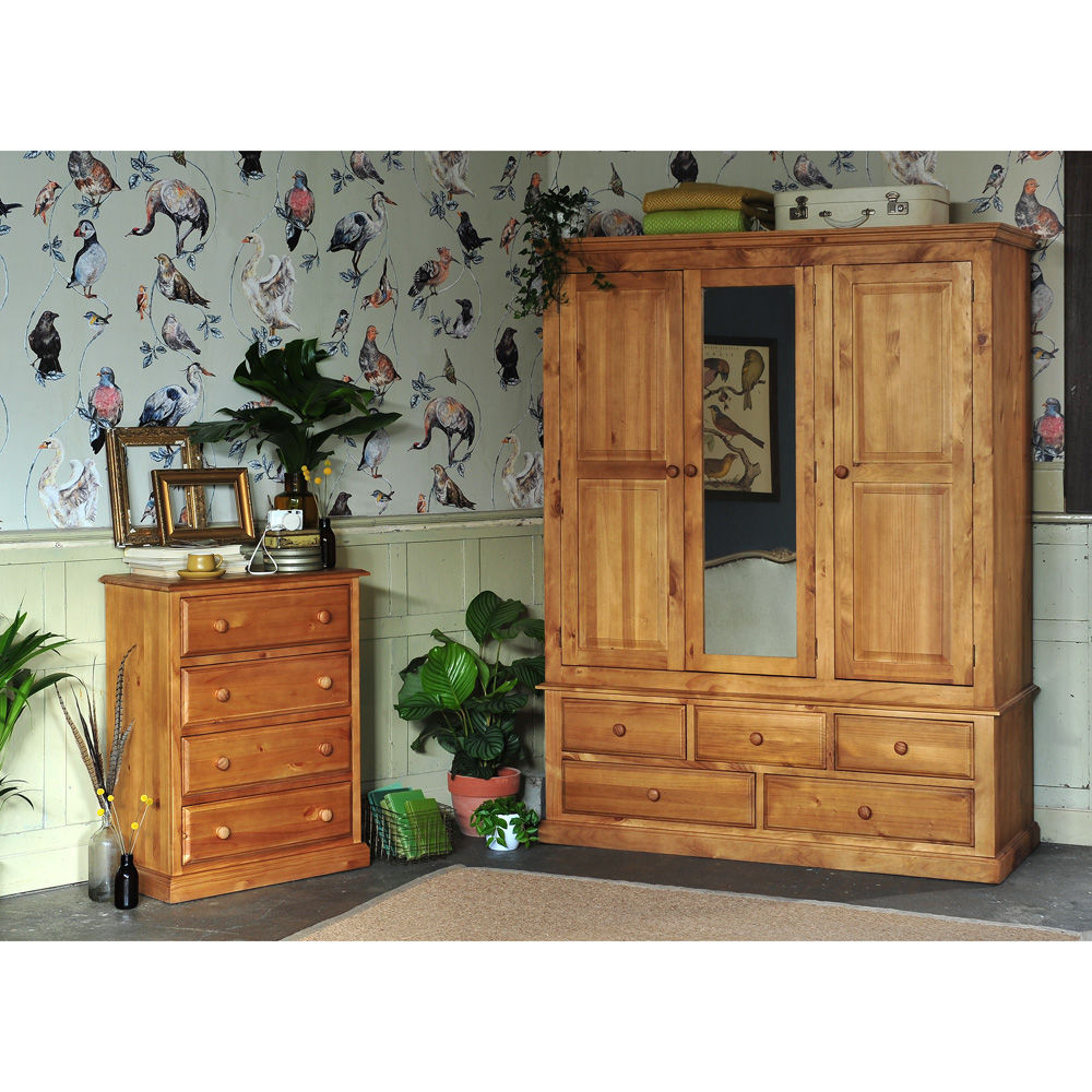 Langley Pine Bedroom Furniture The Cotswold Company Quartos campestres Armários