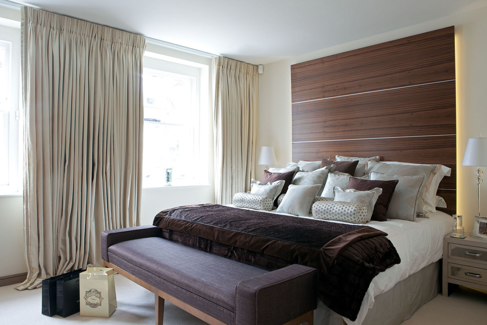 Master Bedroom RBD Architecture & Interiors モダンスタイルの寝室