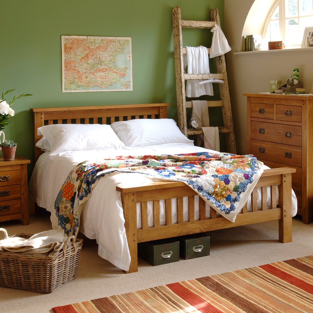 Oakland 4ft 6 Double Bed The Cotswold Company Country style bedroom