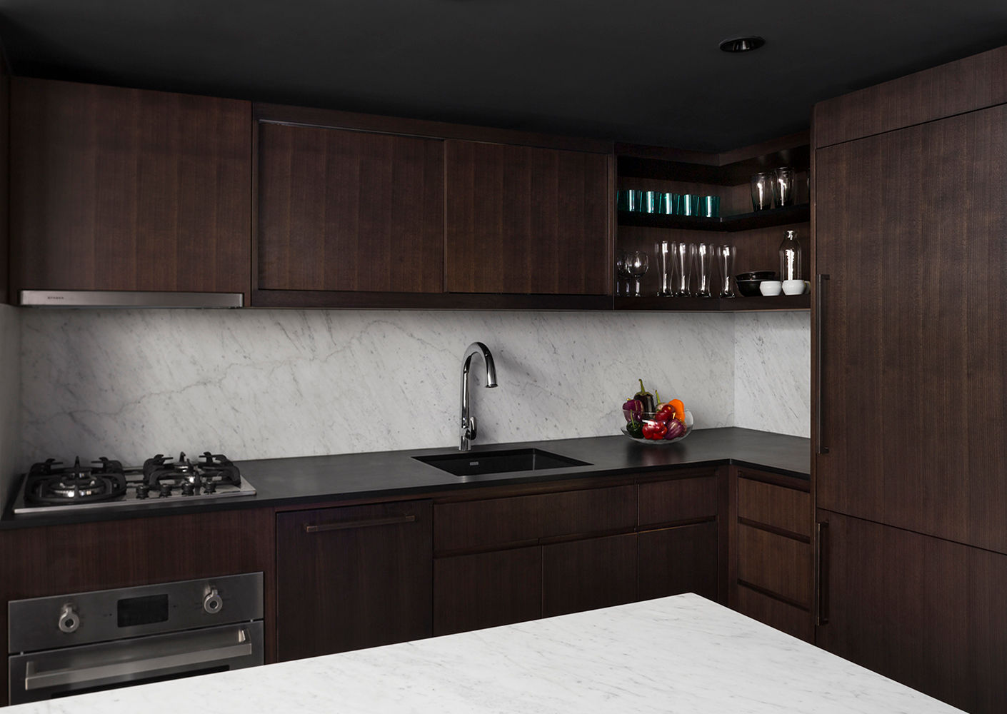 homify Modern kitchen