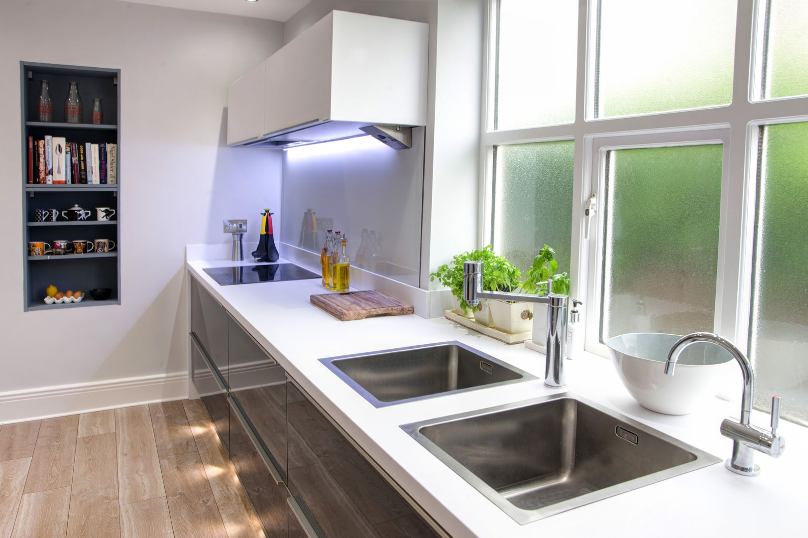 Northumberland Avenue Haus12 Interiors Modern style kitchen