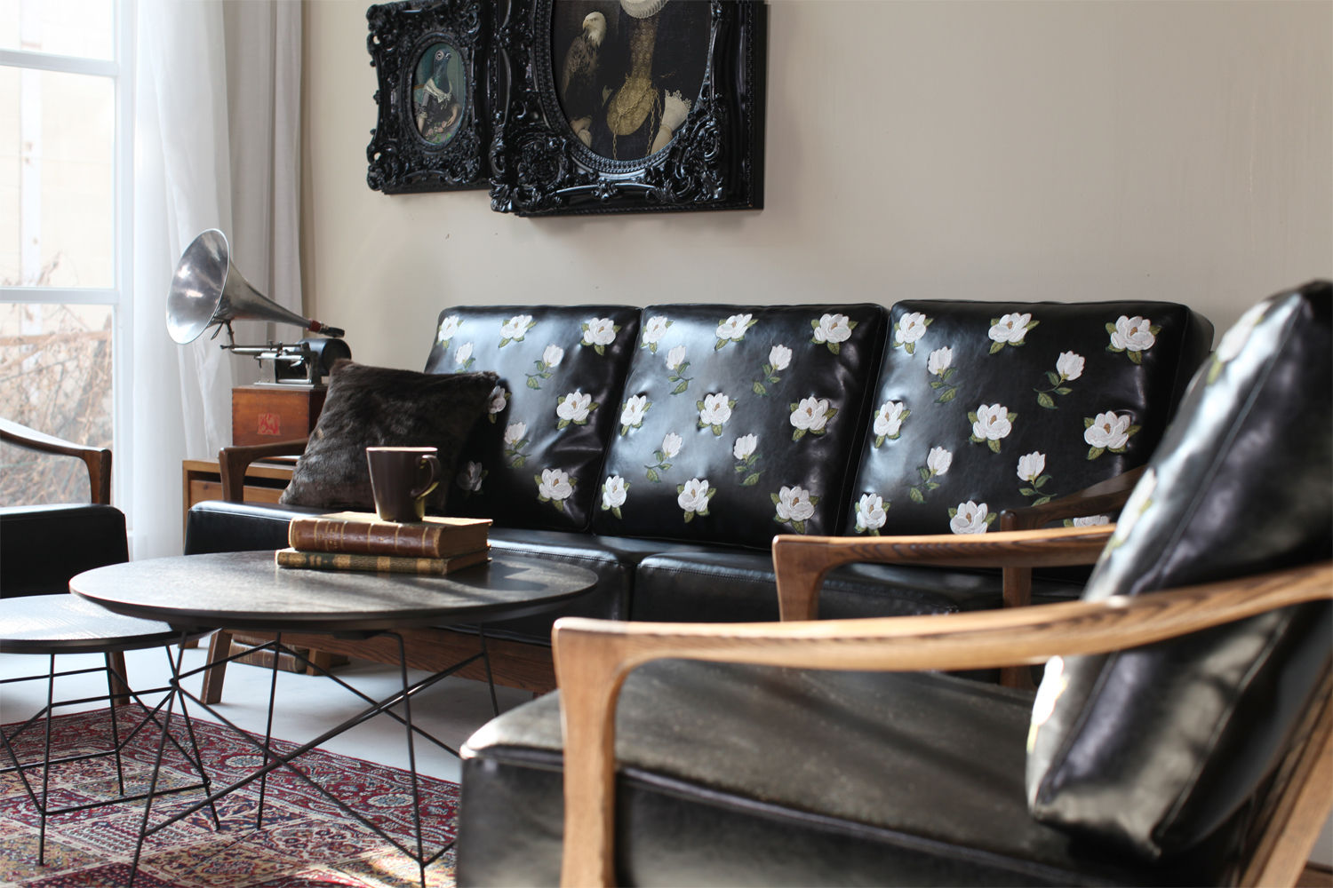 [RETRO SOFA] Hello EMMA retro sofa serise / Vintage Flower, STYLE-K STYLE-K Livings de estilo escandinavo Salas y sillones