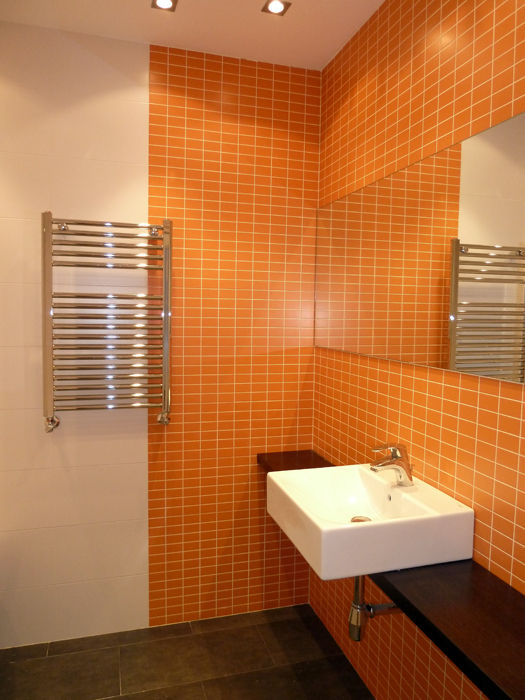 DETALLE DE BAÑO ERRASTI Baños de estilo moderno