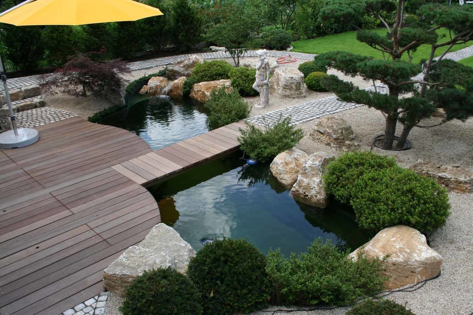 Koi - Teich, V&S Teich, Garten und Design V&S Teich, Garten und Design Piscinas de estilo asiático