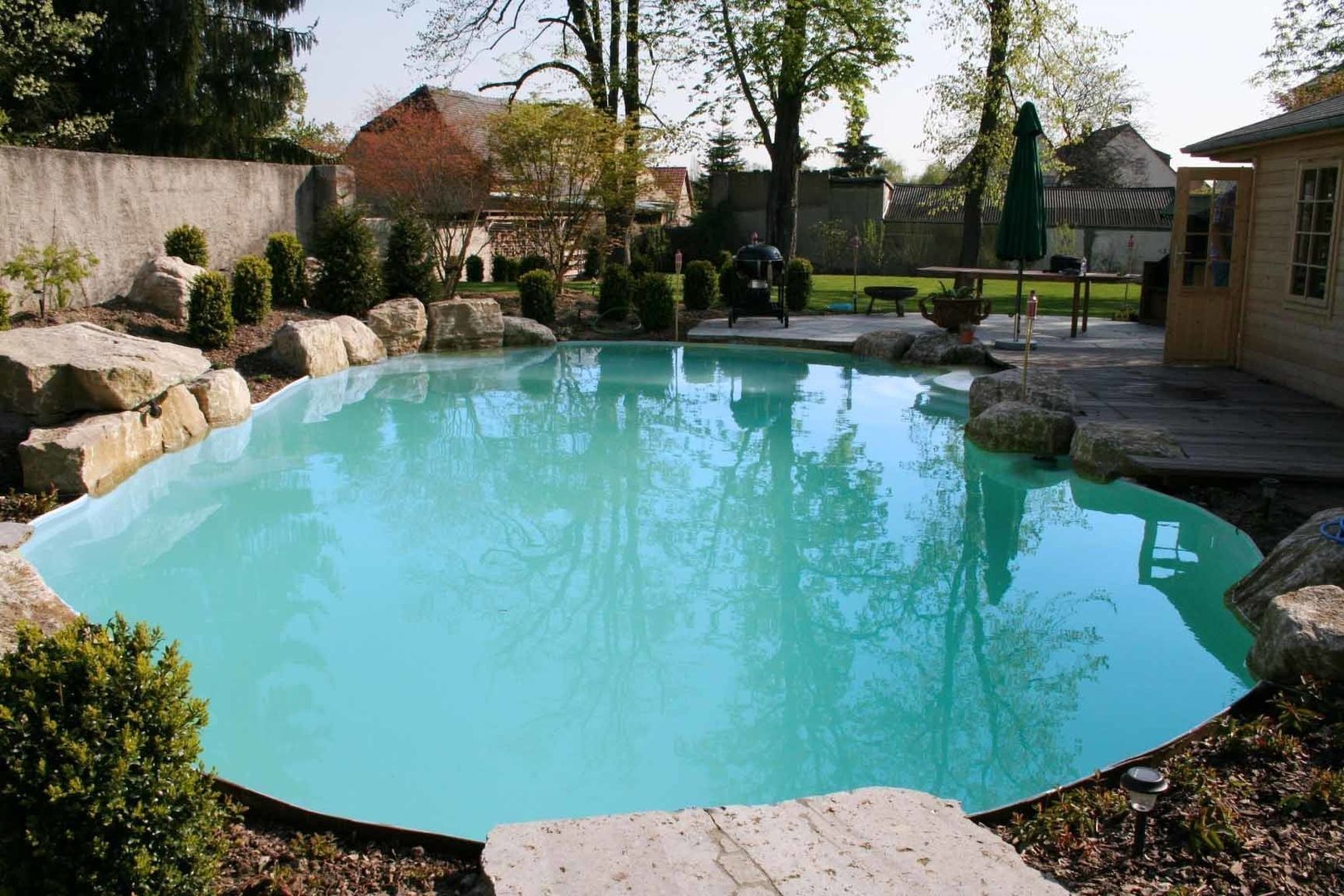 Swimming Pool, V&S Teich, Garten und Design V&S Teich, Garten und Design 地中海スタイルの プール