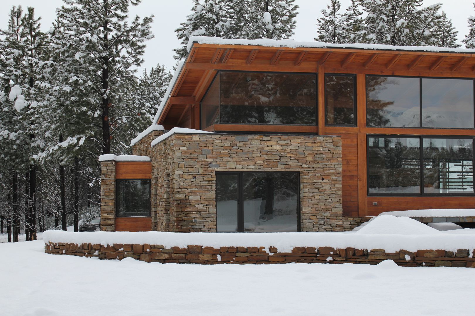 Casa Chapelco Golf - Patagonia Argentina, Aguirre Arquitectura Patagonica Aguirre Arquitectura Patagonica Casas de estilo moderno