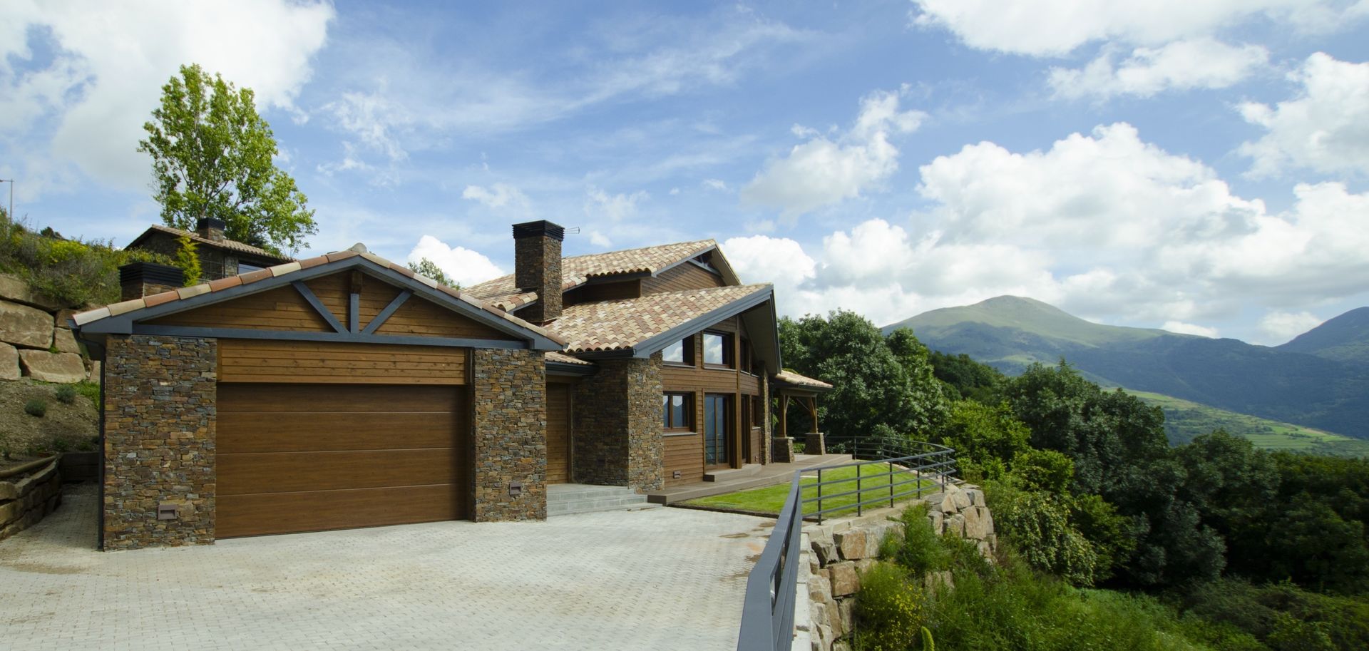 Casa Rústica en el Pirineo catalán, Canexel Canexel Rumah Gaya Rustic