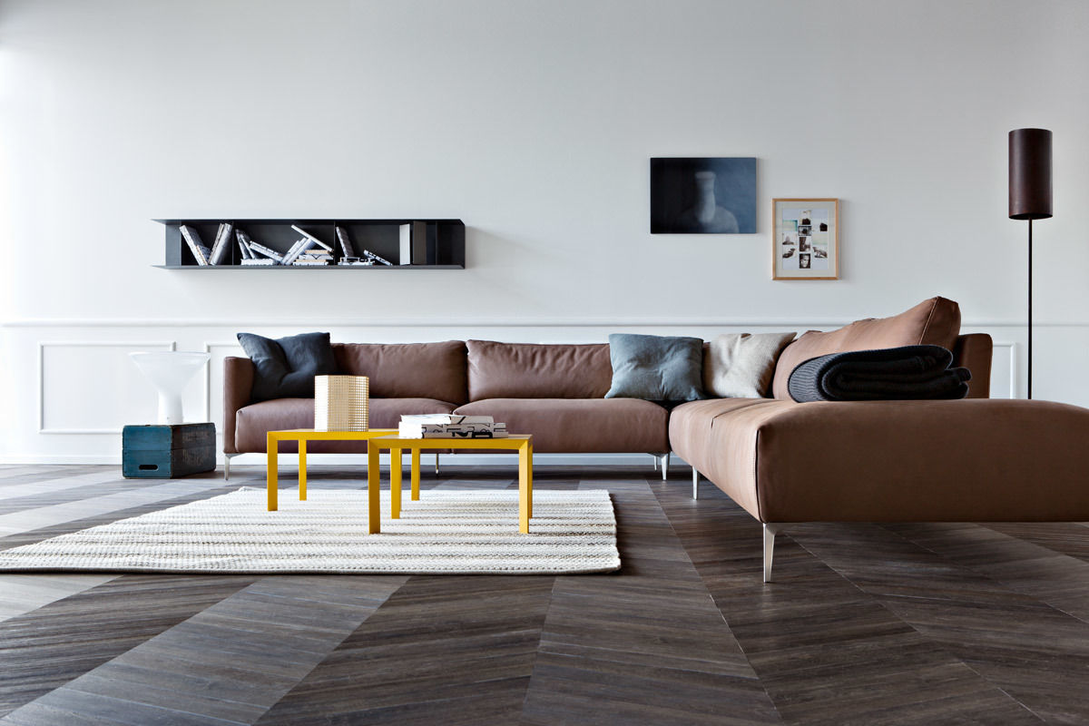 Volo Sofa Campbell Watson Livings de estilo moderno Salas y sillones