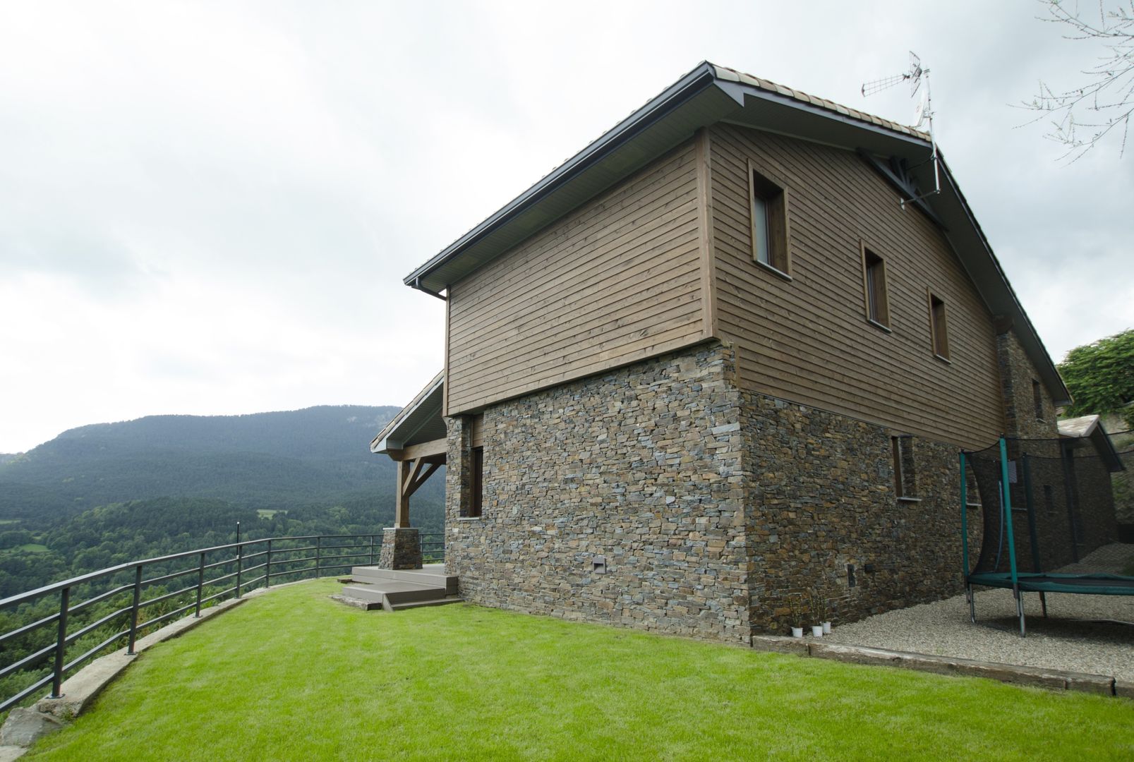 Casa Rústica en el Pirineo catalán, Canexel Canexel Rustik Evler