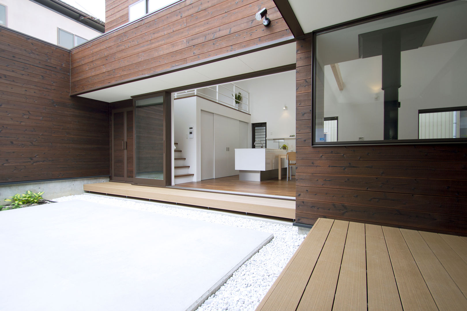 House in Fukuchiyama, arakawa Architects & Associates arakawa Architects & Associates Jardines minimalistas