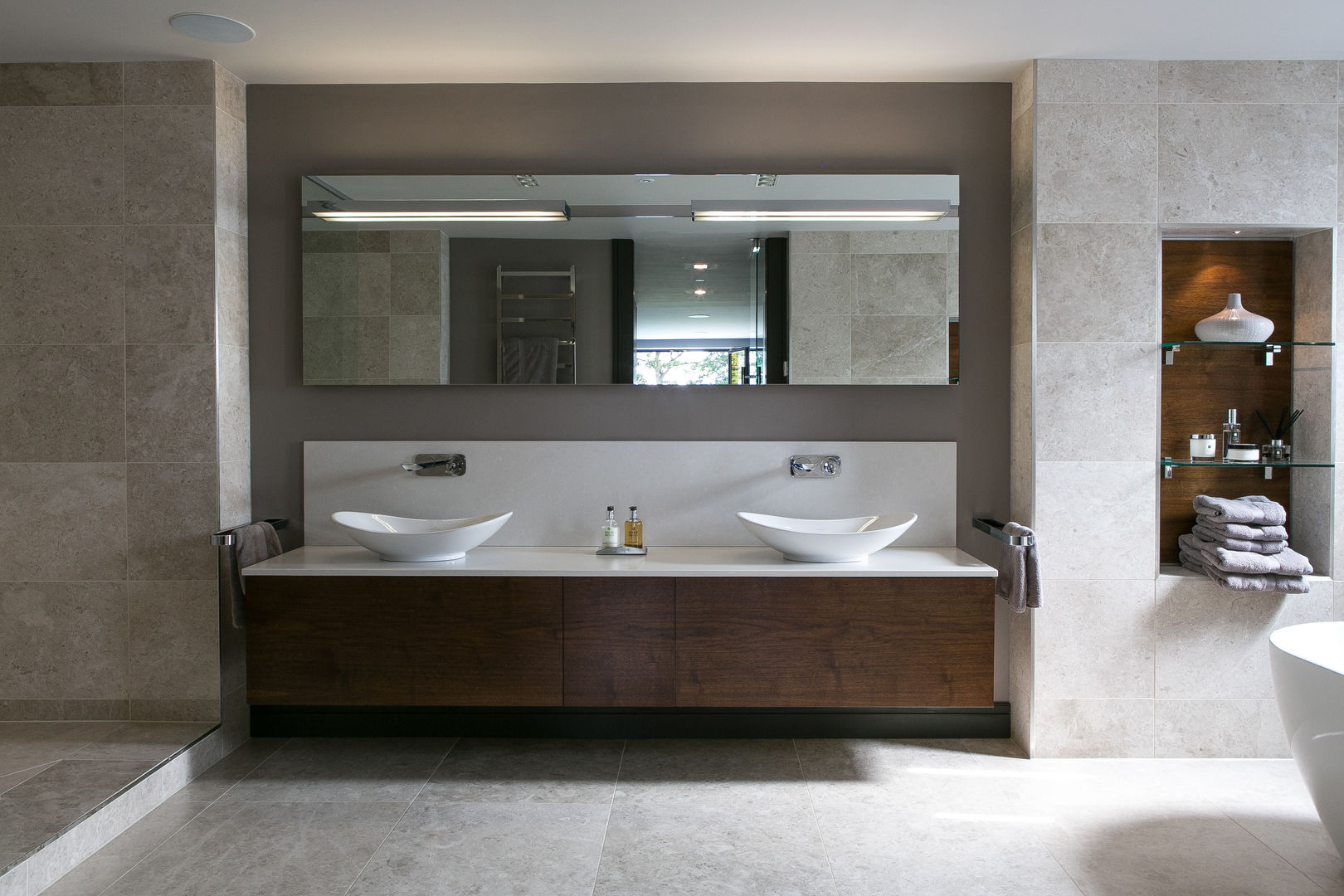 The Ultimate Sophistication , Finite Solutions Finite Solutions Eclectic style bathroom