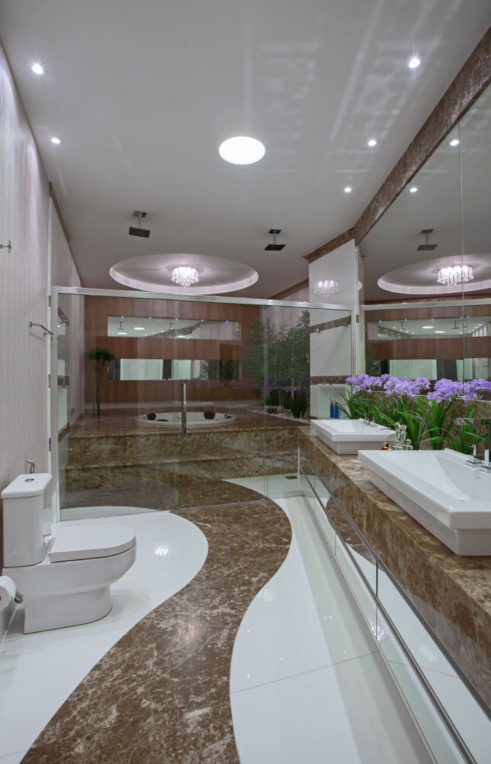 homify Modern style bathrooms