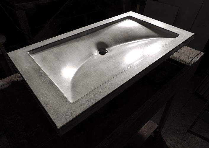 Crescent Wave Concrete Sink Forma Studios Kamar Mandi Minimalis Sinks