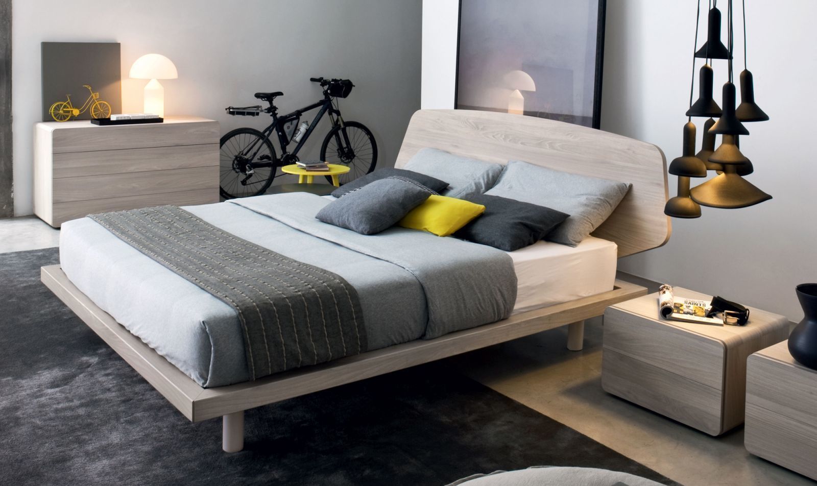 AMBIENTES PARA DESCANSAR, EBAE INTERIORISME EBAE INTERIORISME Phòng ngủ phong cách tối giản Beds & headboards