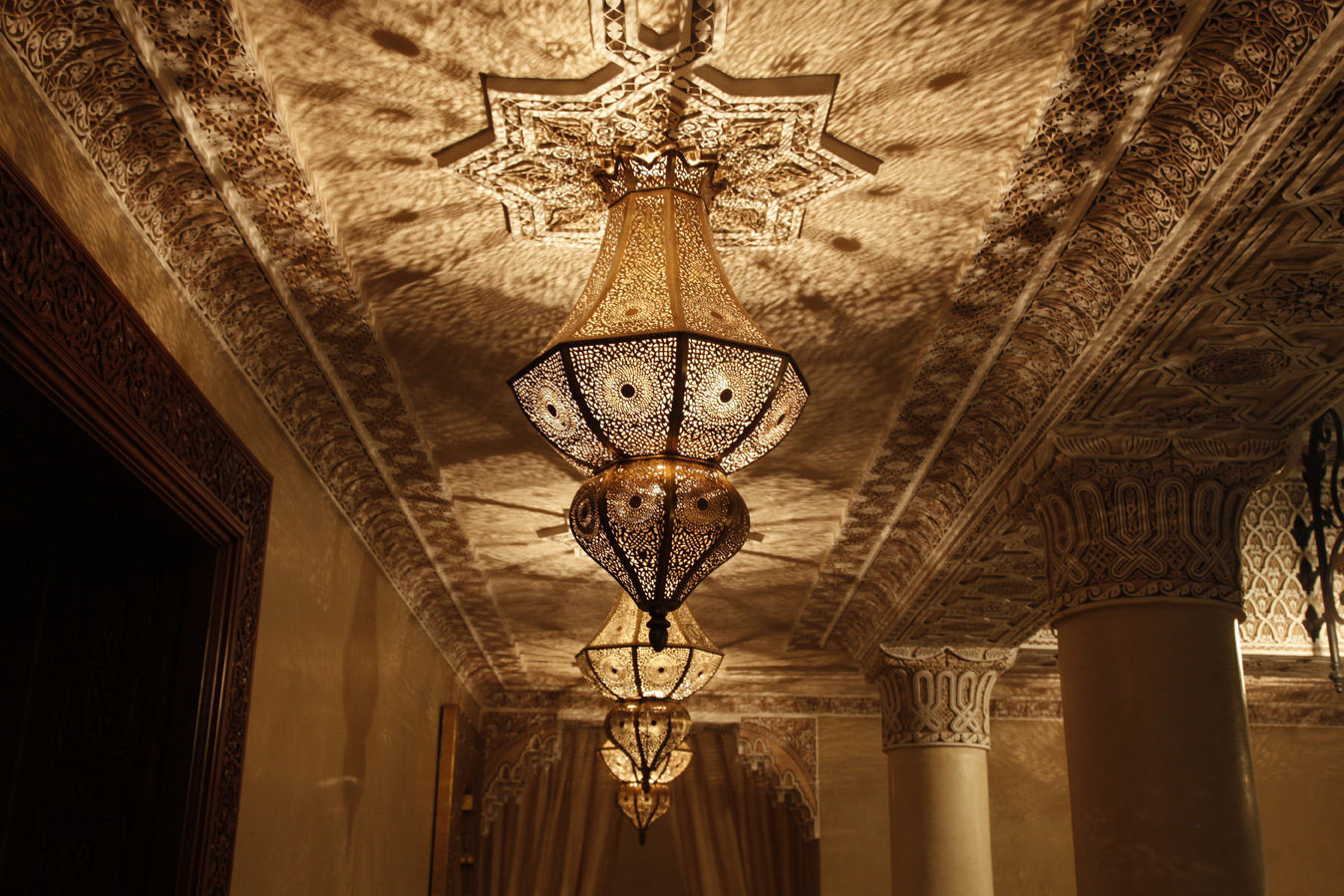 Private Villa, Morocco, Moroccan Bazaar Moroccan Bazaar Mediterranean style corridor, hallway and stairs Lighting
