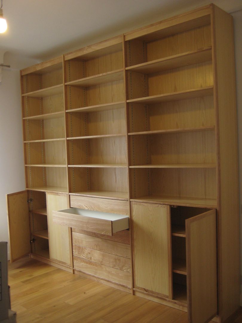 homify Oficinas y bibliotecas de estilo moderno Almacenamiento