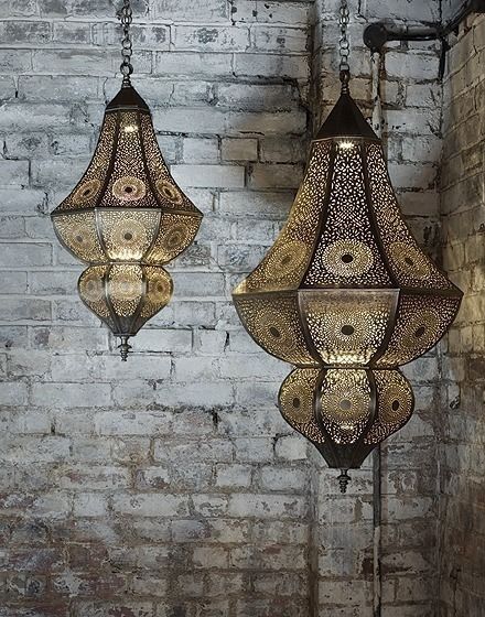 Moroccan Asni Pierced Antique Brass Hanging Lamp Moroccan Bazaar Ruang Makan Gaya Mediteran Lighting