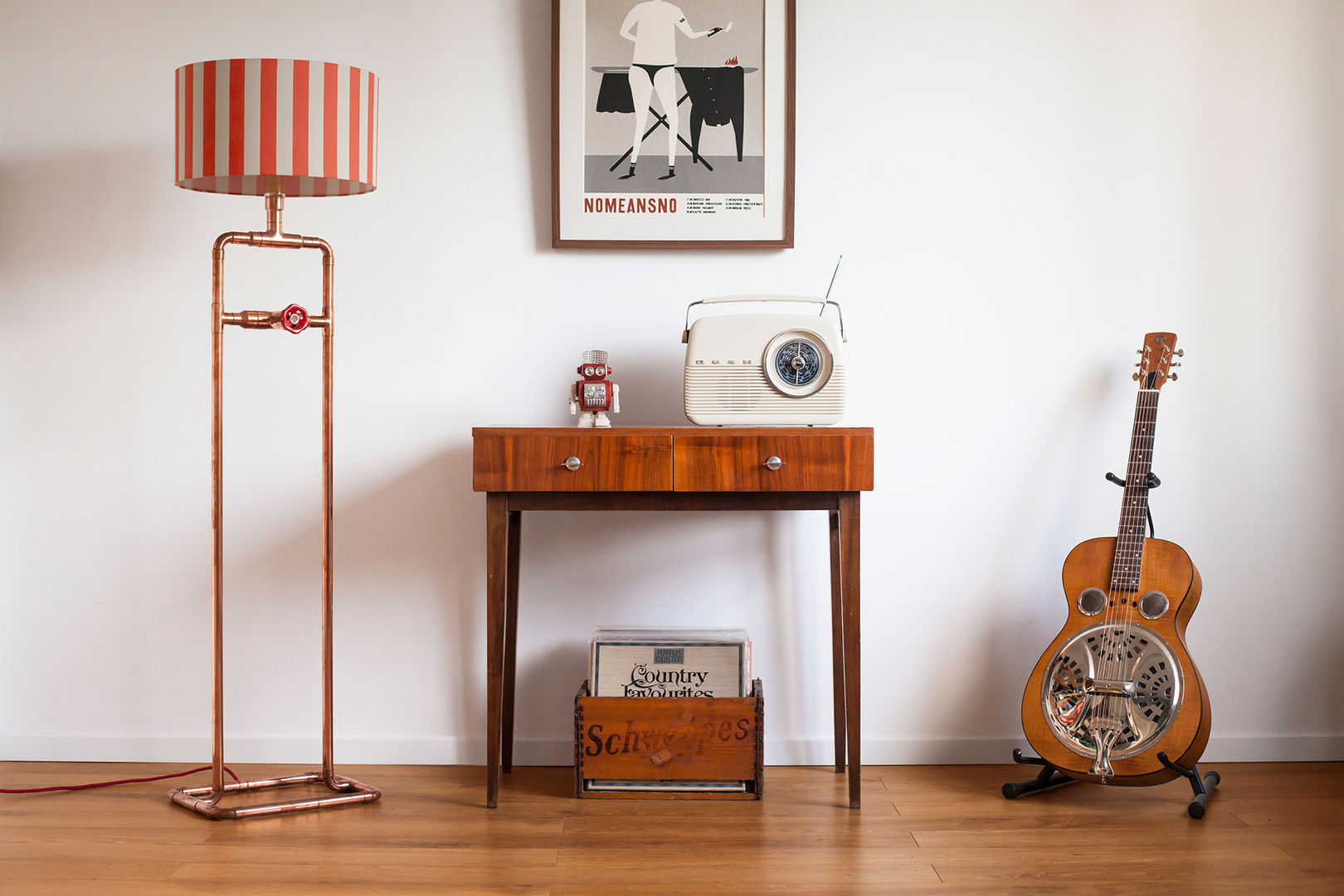 GIGANTO Copper Floor Lamp homify Phòng khách phong cách mộc mạc Lighting