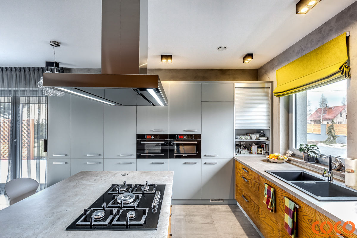 Dom w szarościach, COCO Pracownia projektowania wnętrz COCO Pracownia projektowania wnętrz Кухня в стиле минимализм
