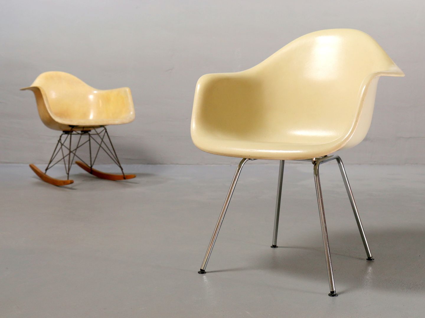 Ray & Charles Eames, Armchair Bender und Gleiß GbR Moderne Esszimmer Stühle und Bänke