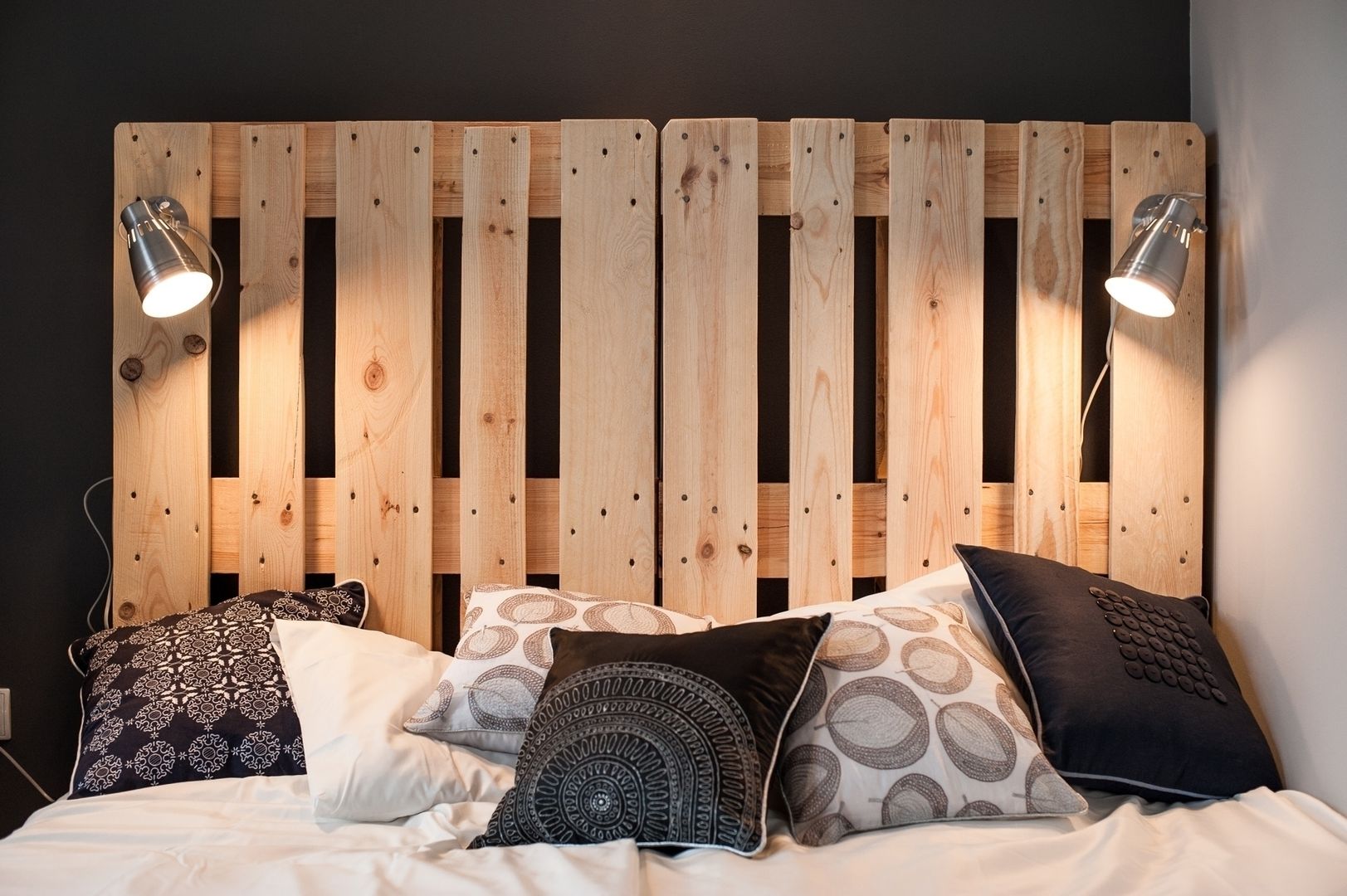 homify Scandinavian style bedroom