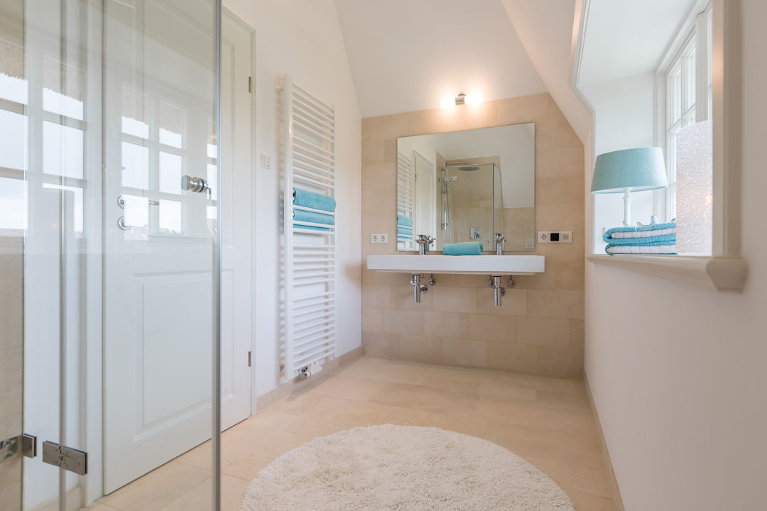 Home Staging Reetdachhaus auf Sylt, Immofoto-Sylt Immofoto-Sylt Kırsal Banyo