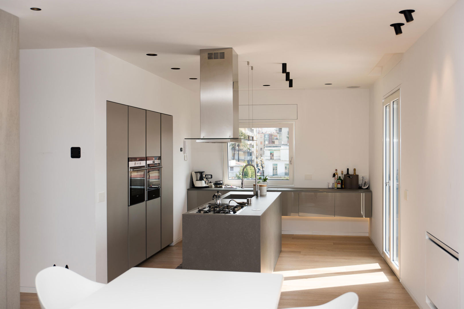 Attico R, Studio Vesce Architettura Studio Vesce Architettura Modern kitchen