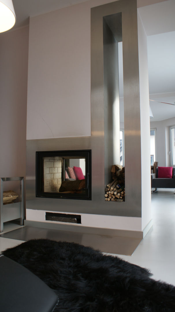 homify Modern living room Fireplaces & accessories