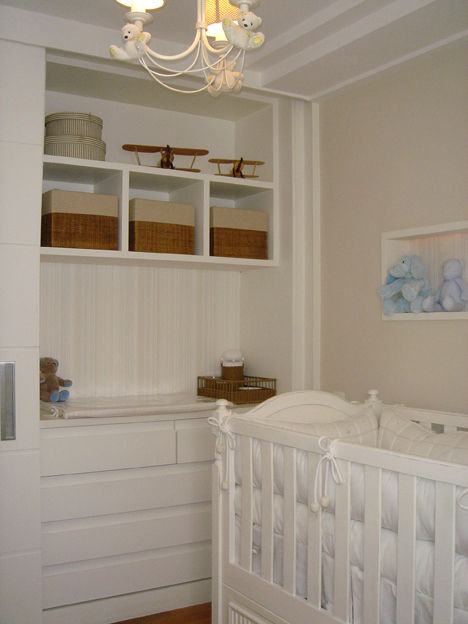 Quarto bebê, Asenne Arquitetura Asenne Arquitetura Classic style nursery/kids room Beds & cribs