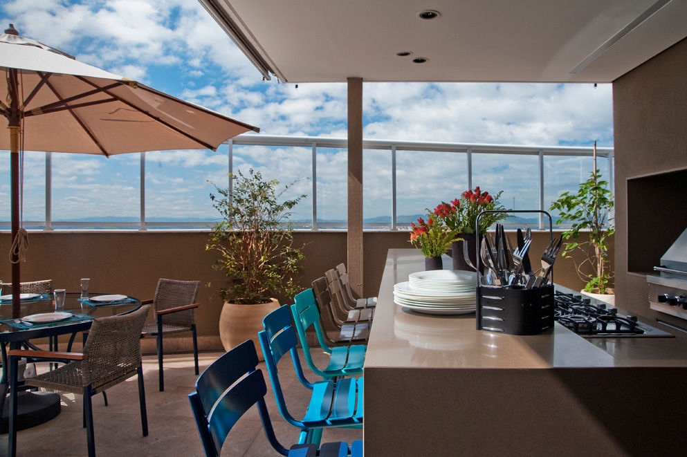 homify Balcones y terrazas de estilo moderno