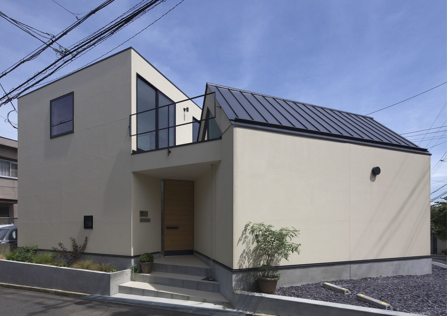 寝屋川の家 Huse of Neyagawa, 林泰介建築研究所 林泰介建築研究所 Casas modernas